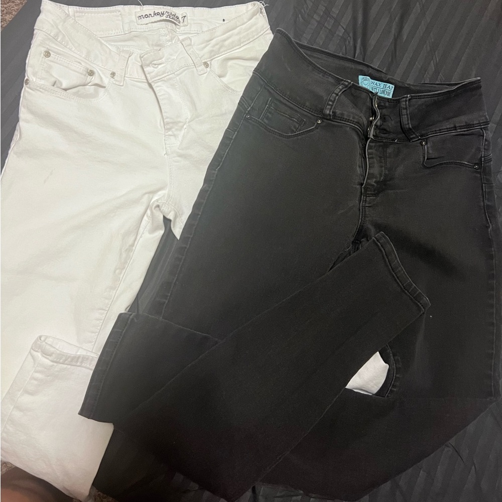 🎉5  for $10 Pair of Stretch Jeans size 7 Juniors
